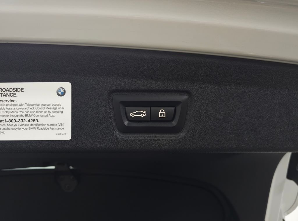 Used 2023 Alpine White BMW eDrive40 image 10