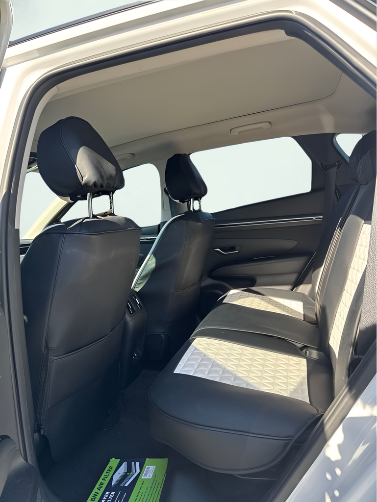 Used 2022 White Hyundai Limited image 9