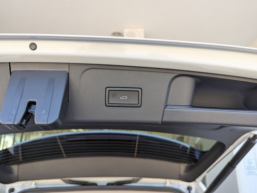 2026 Volkswagen Atlas SE w/Tech - Photo 34