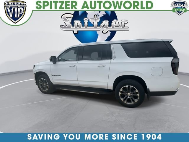 2026 Chevrolet Suburban LT - Photo 6
