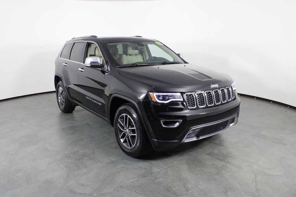 Used 2017 Black Jeep Limited image 4