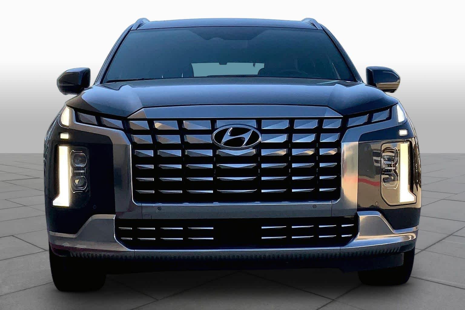 Certified Used 2024 Steel Graphite Hyundai Calligraphy image 4