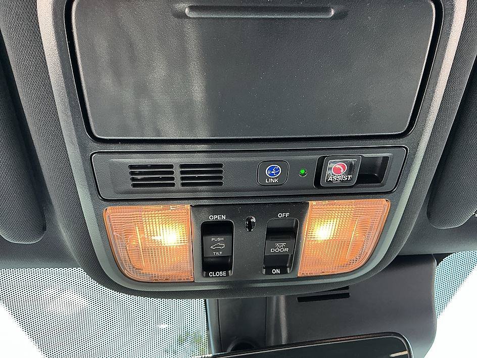 Used 2021 Gray Honda Touring image 21