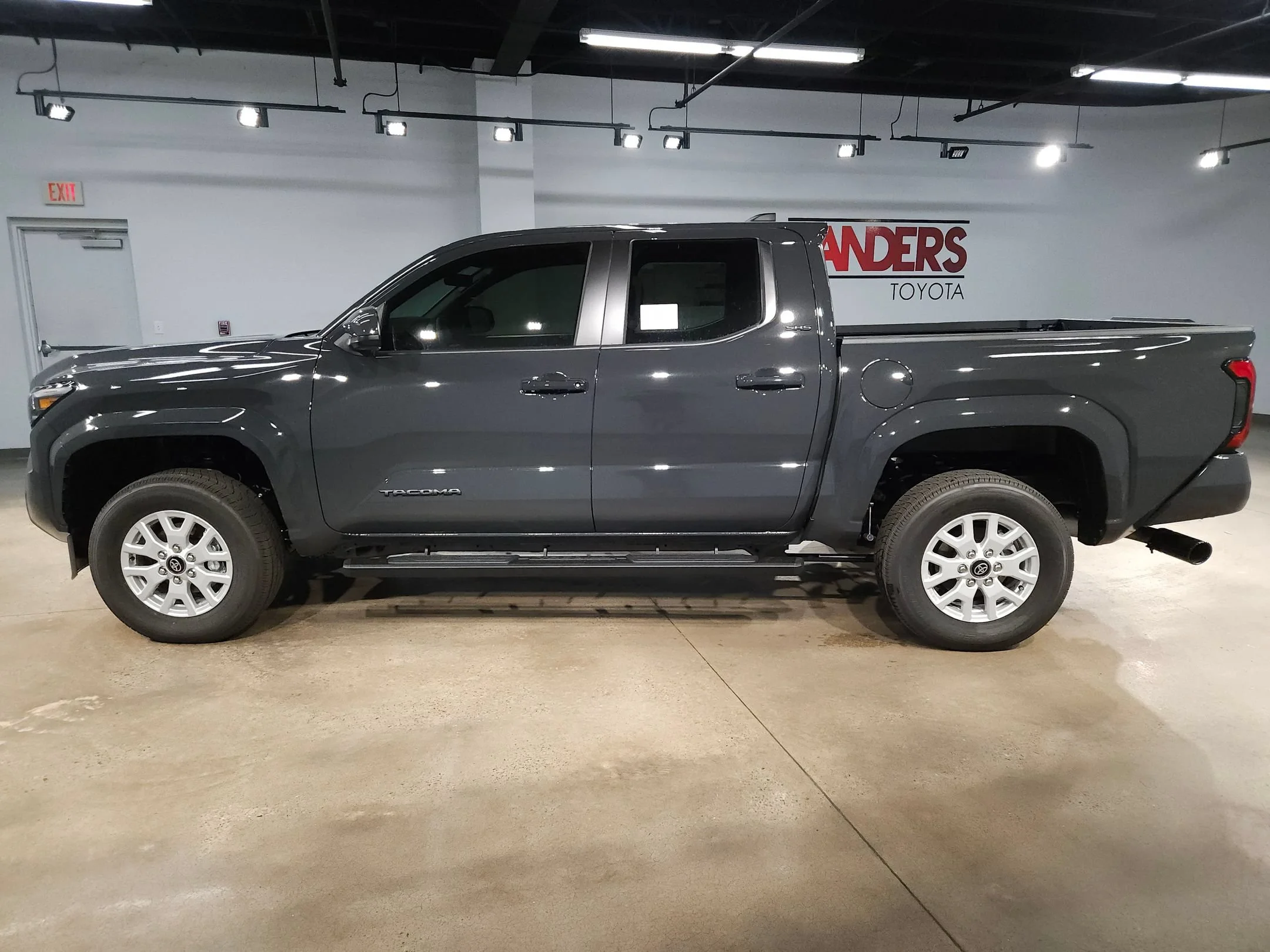 New 2026 Underground Toyota SR5 image 4