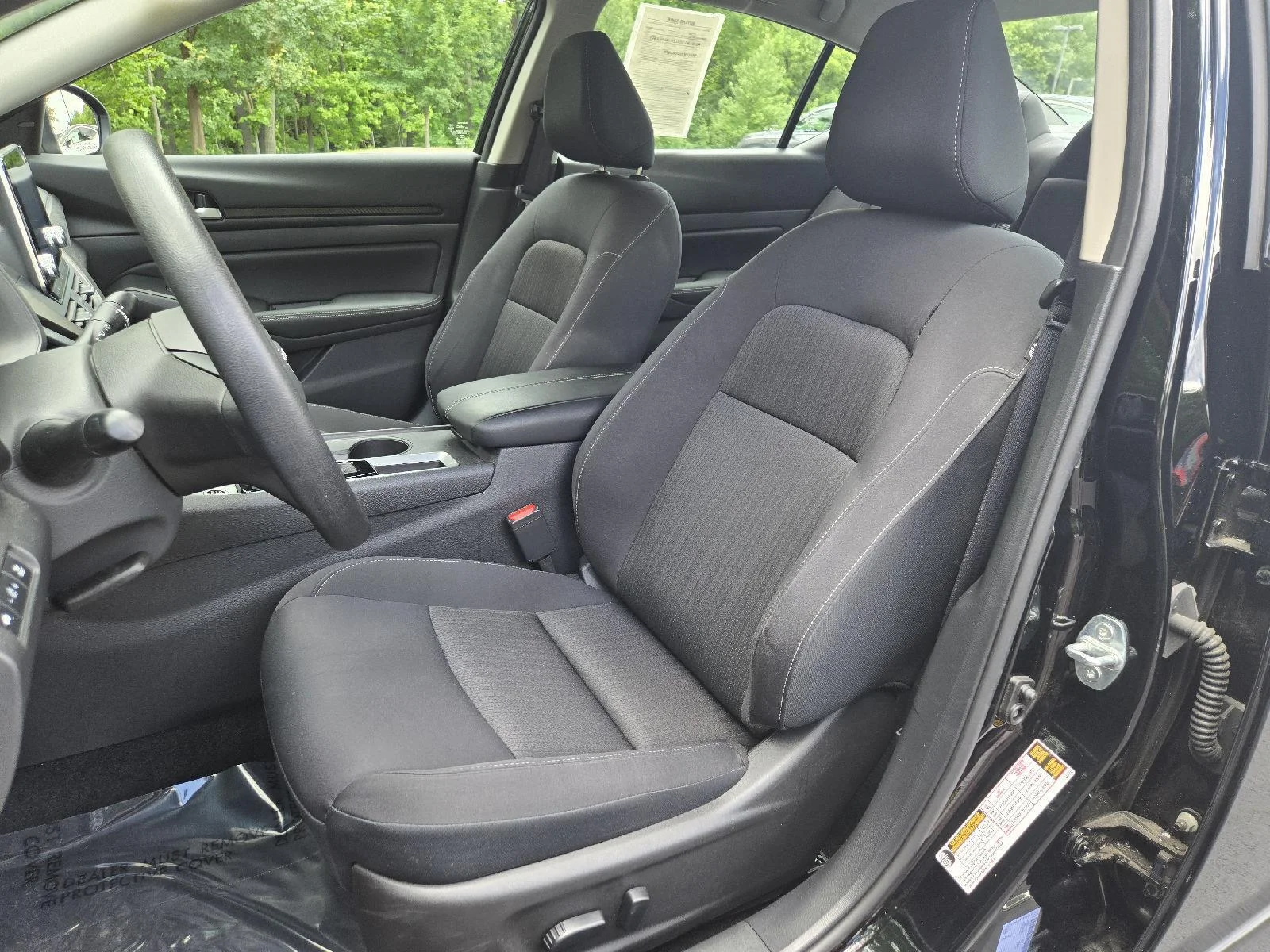 Used 2025 Super Black Nissan SV image 12
