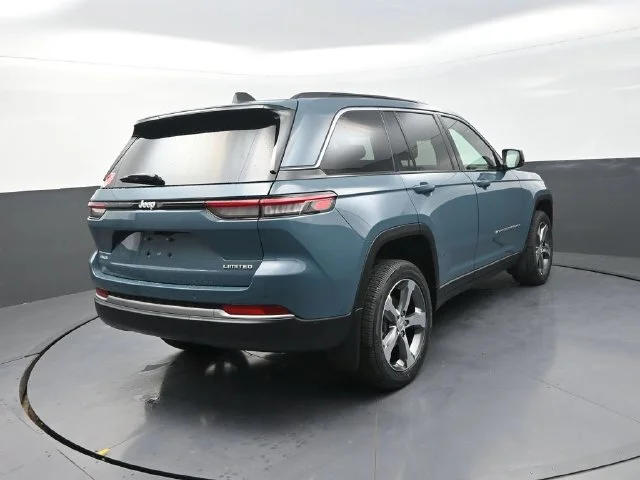 New 2026 Steel Blue Exterior Paint Jeep Limited image 8