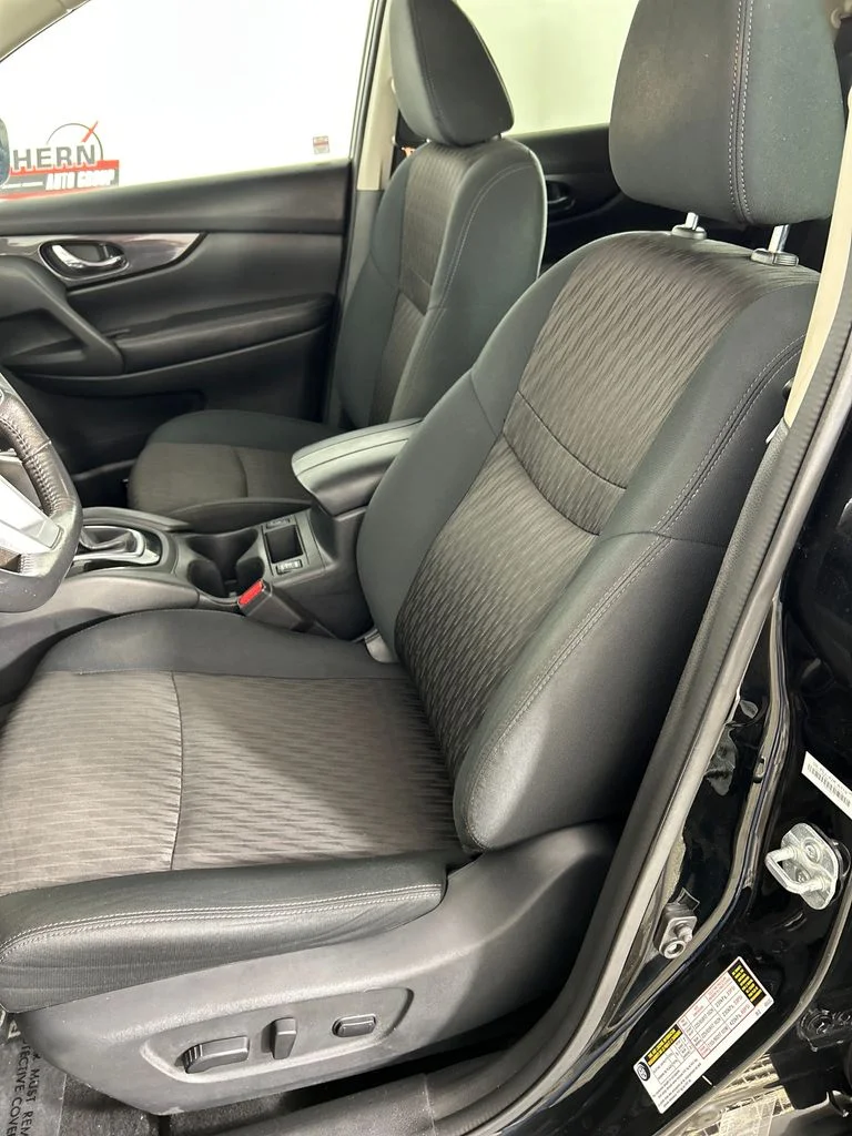 Used 2018 Black Nissan SV image 12