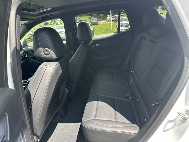 Certified Used 2025 Summit White Chevrolet LT image 27