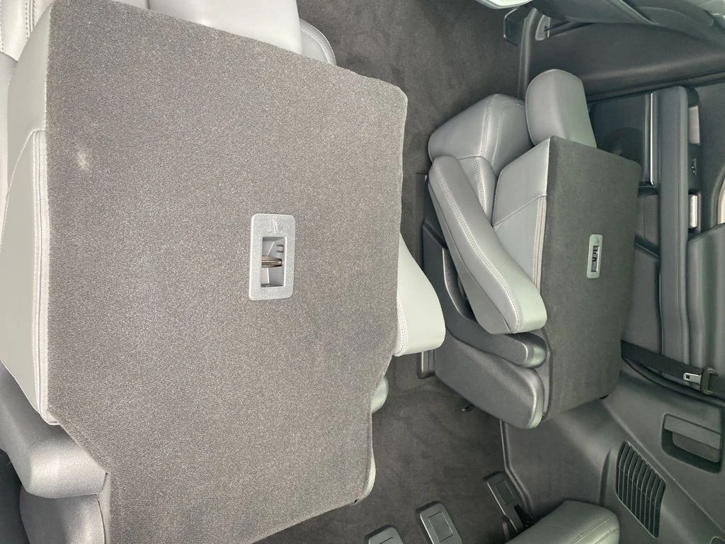 New 2026 Dark Matter Gray Metallic Ford Active image 40