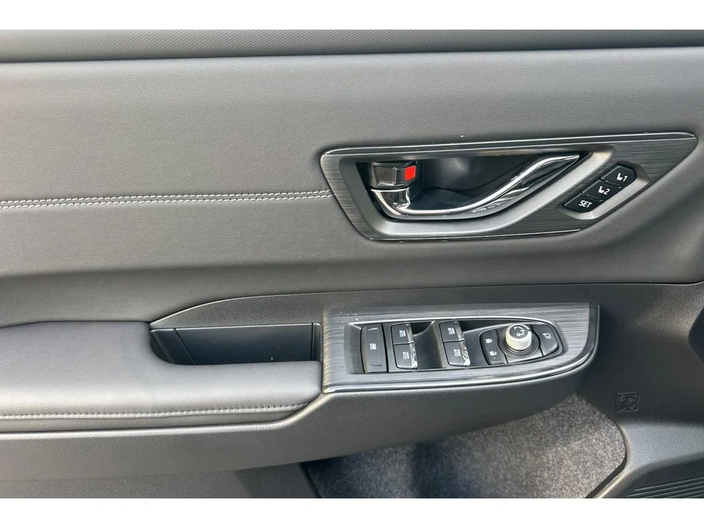 New 2026 ICE SILVER METALLIC Subaru Touring XT image 11