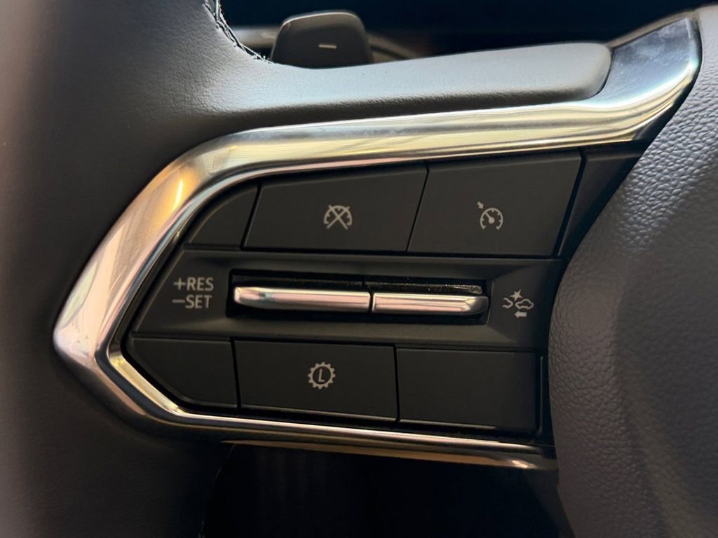 New 2026 Mosaic Black Metallic Chevrolet ACTIV image 31