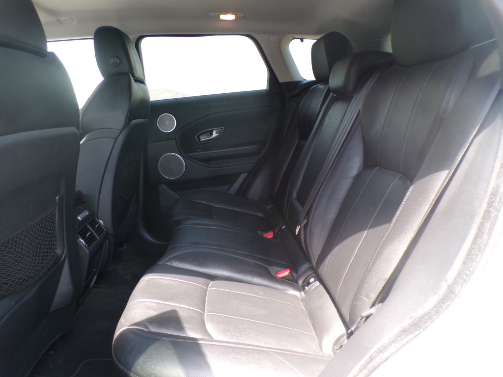 Used 2018 Fuji White Land Rover SE image 22