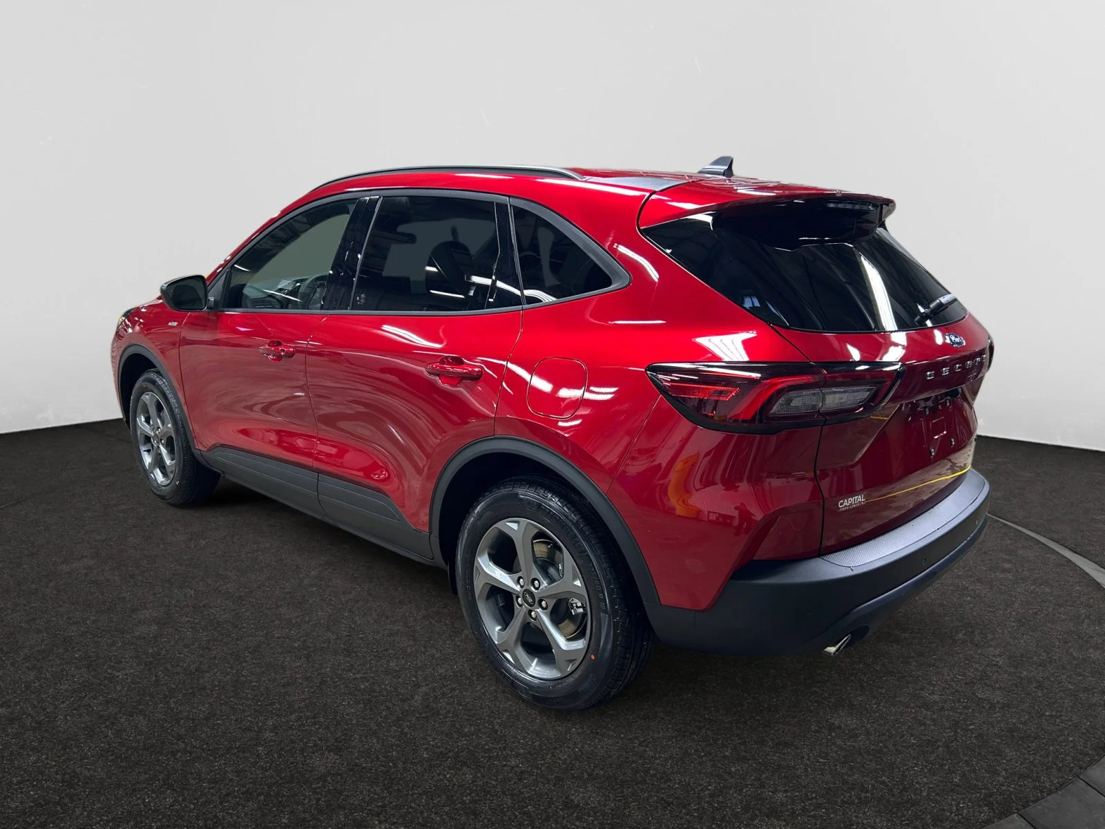 New 2026 Rapid Red Metallic Tinted Clearcoat Ford ST-Line image 3