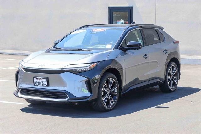 Certified Used 2023 BLACK/HEAVY METAL Toyota  image 3