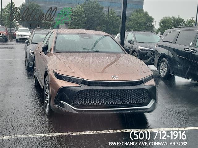 2026 Toyota Crown XLE AWD's photo
