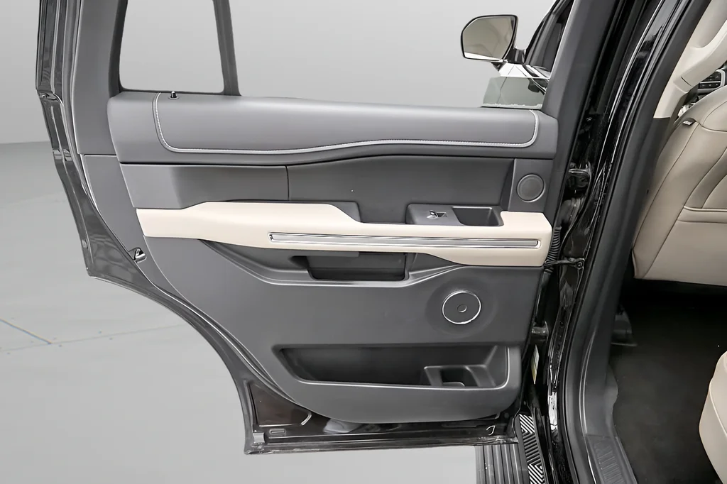 Used 2023 Black Metallic Ford Limited image 24