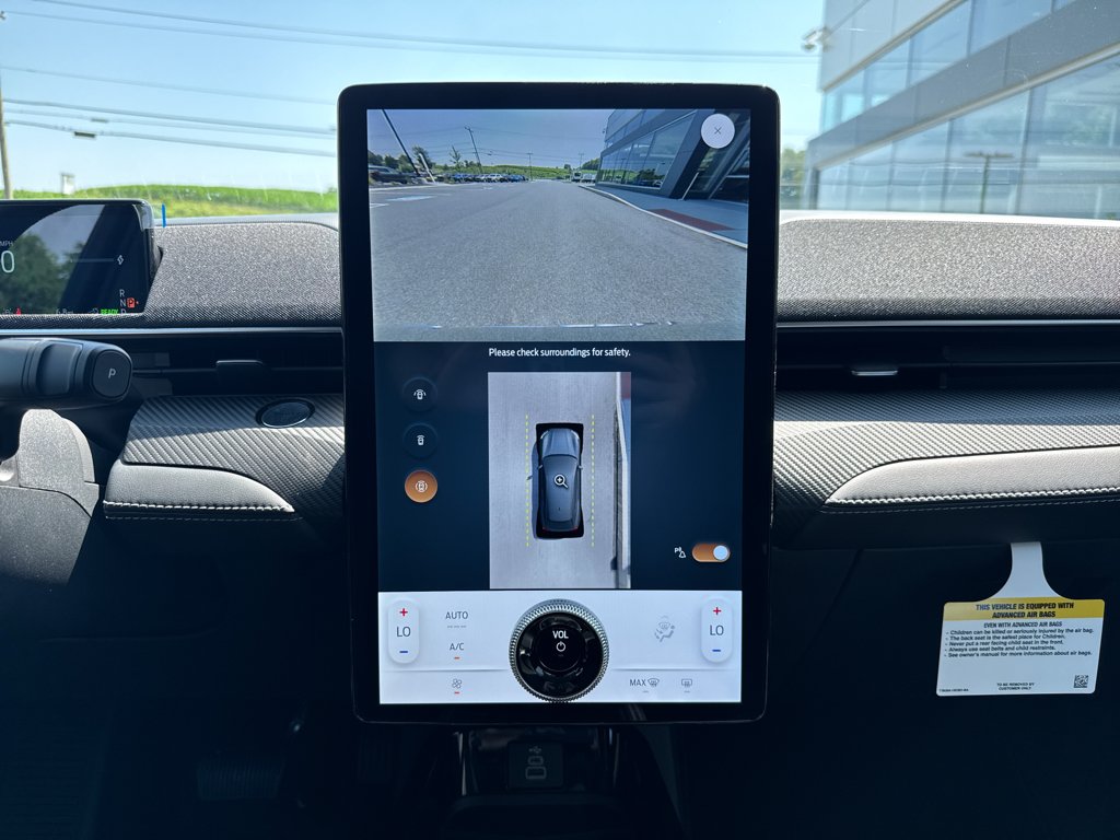 2025 Ford Mustang Mach-E Select - Photo 8