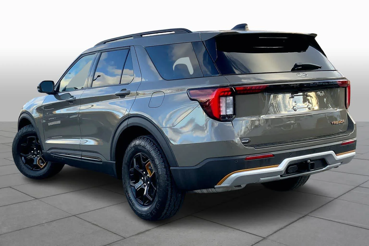 Used 2026 Gray Ford Tremor image 3
