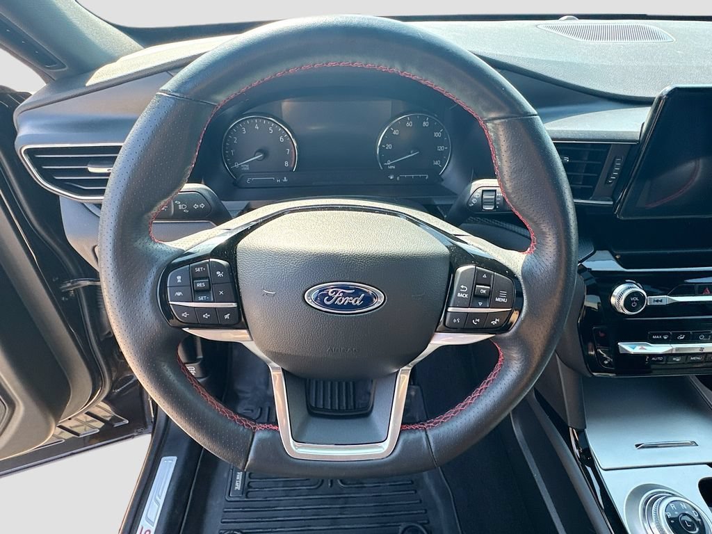 2023 Ford Explorer ST Line - Photo 11
