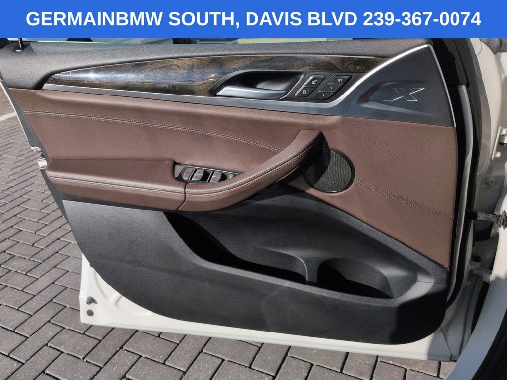 Used 2020 Alpine White BMW xDrive30i image 30