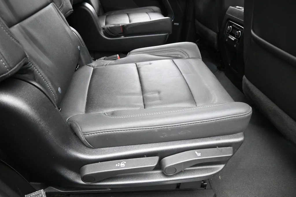 Used 2023 Iridescent Pearl Tricoat Chevrolet LT image 48