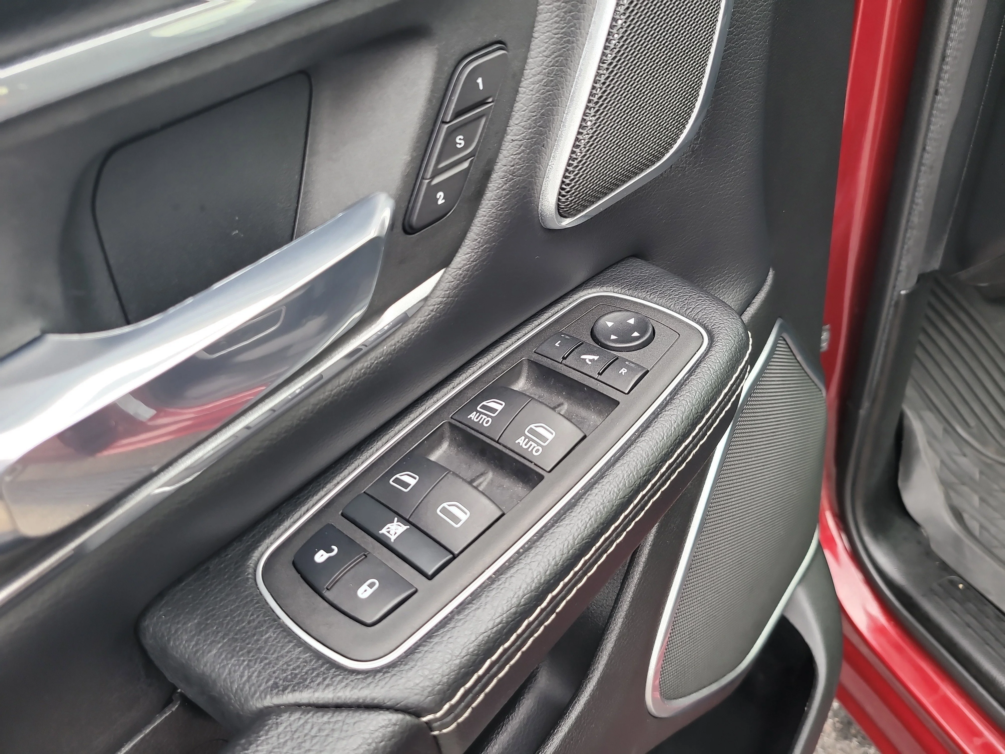 Used 2023 Delmonico Red Pearlcoat Ram Laramie image 17