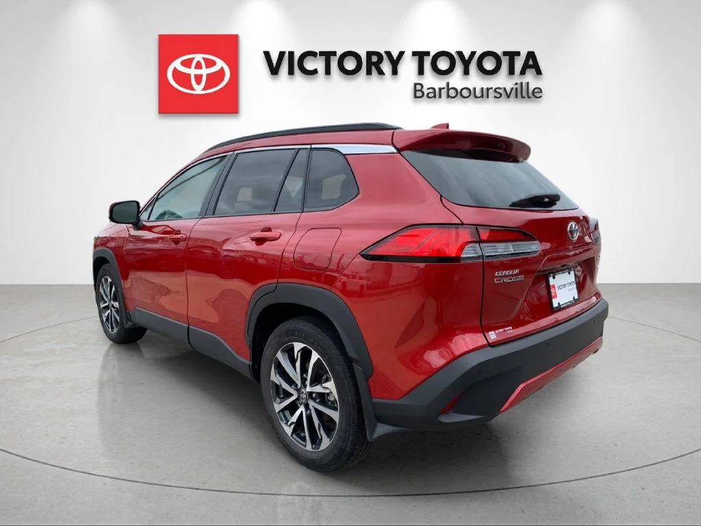 Used 2024 Red Toyota XLE image 3
