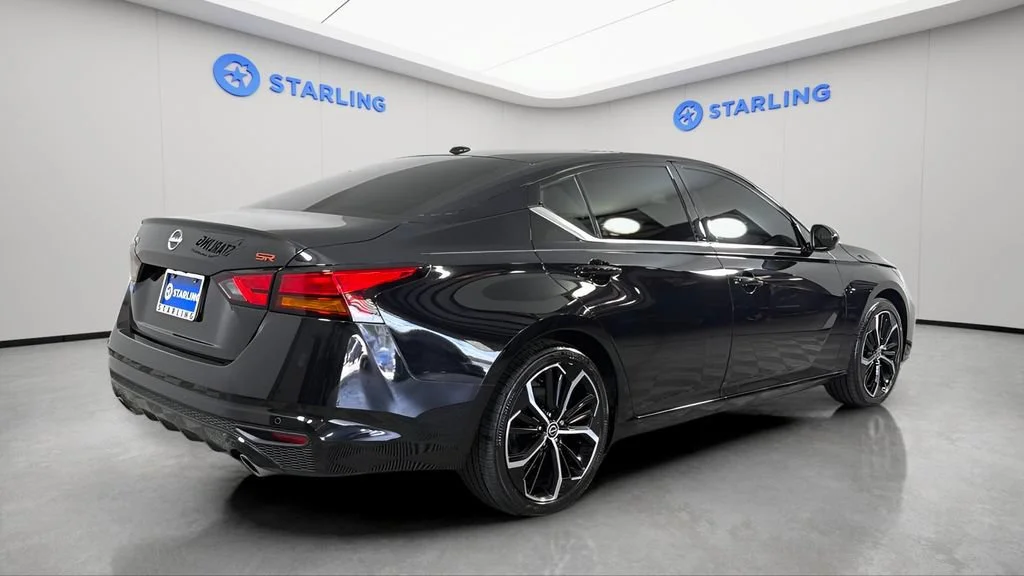 Used 2024 Black Nissan SR FWD image 9
