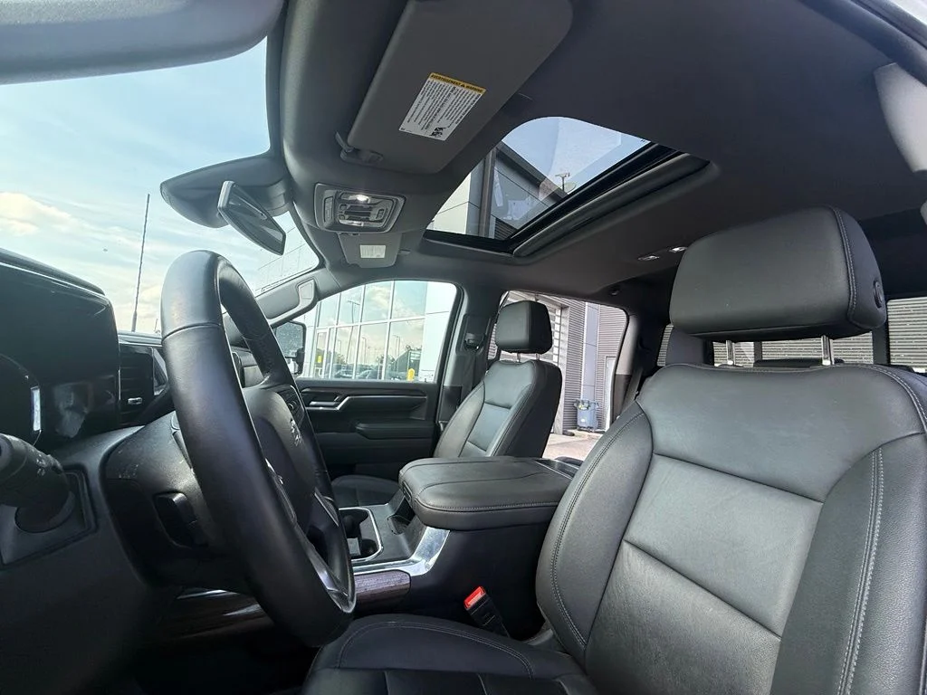 Used 2024 White Chevrolet LT image 22
