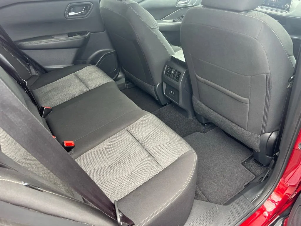 Used 2024 Scarlet Ember Nissan SV image 11