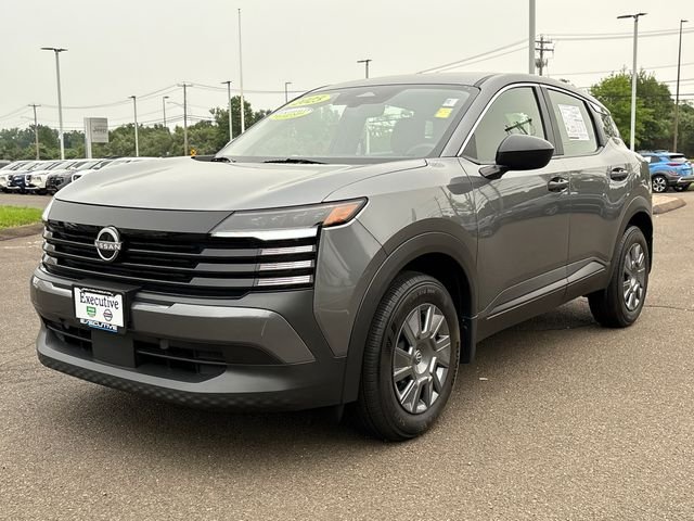 Used 2025 Gray Nissan S image 5