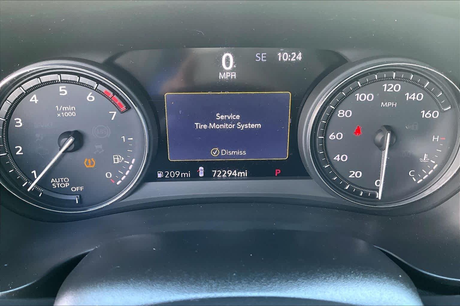 Used 2019 Crystal White Tricoat Cadillac FWD Premium Luxury image 22