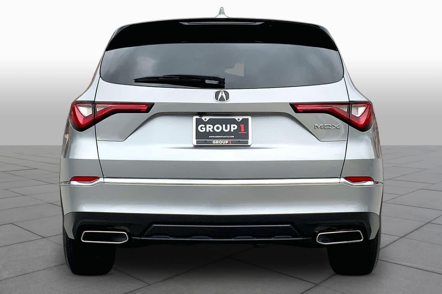 Certified Used 2024 Lunar Silver Metallic Acura MDX image 5