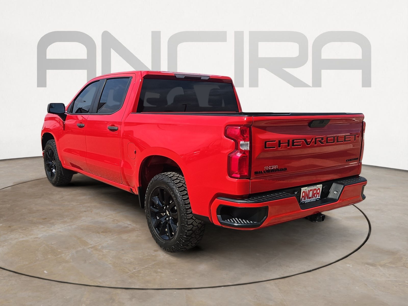 Used 2020 Red Chevrolet Custom image 7