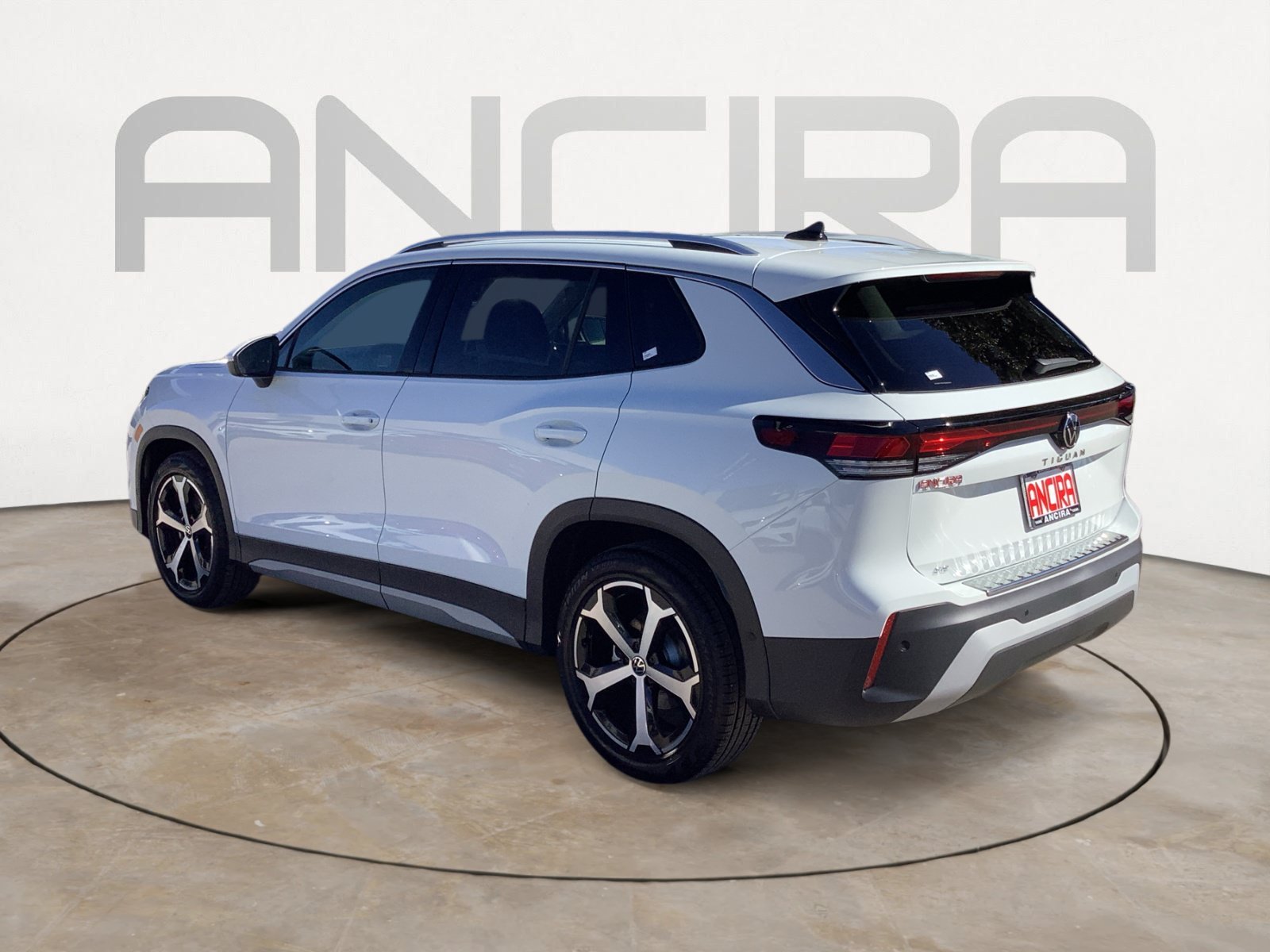 New 2026 PURE WHITE Volkswagen SE image 6