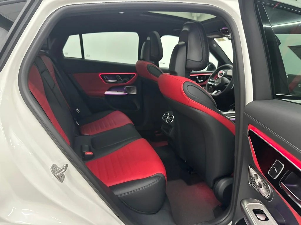 New 2027 White Mercedes-Benz GLC 300 image 25