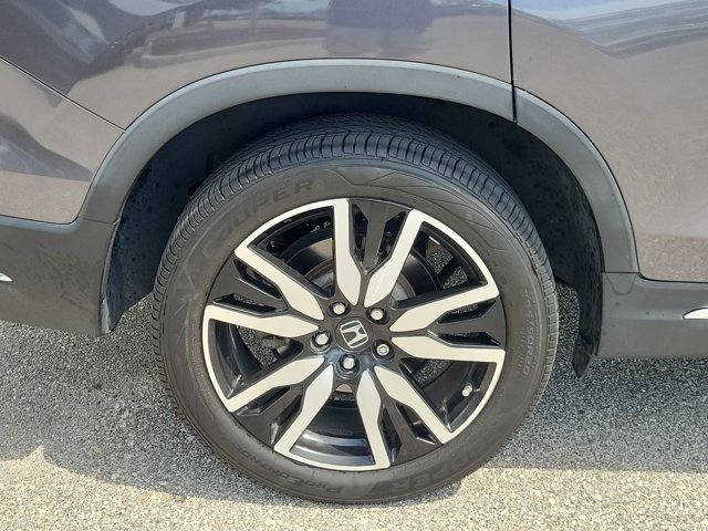 Used 2019 Modern Steel Metallic Honda Touring image 9