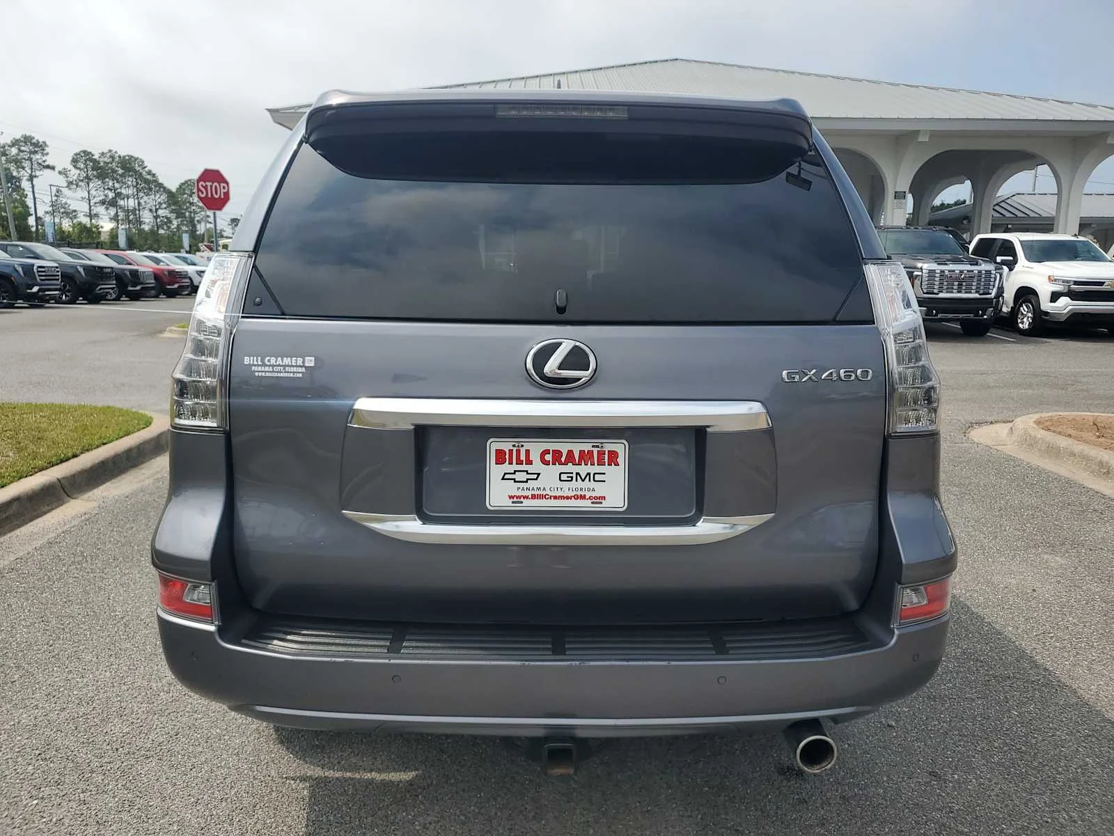 Used 2020  Lexus GX 460 Premium image 4