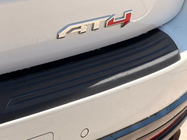 Used 2024 White GMC AT4 image 9