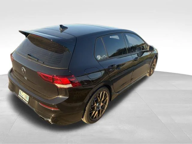 Used 2024 Black Volkswagen 2.0T image 4