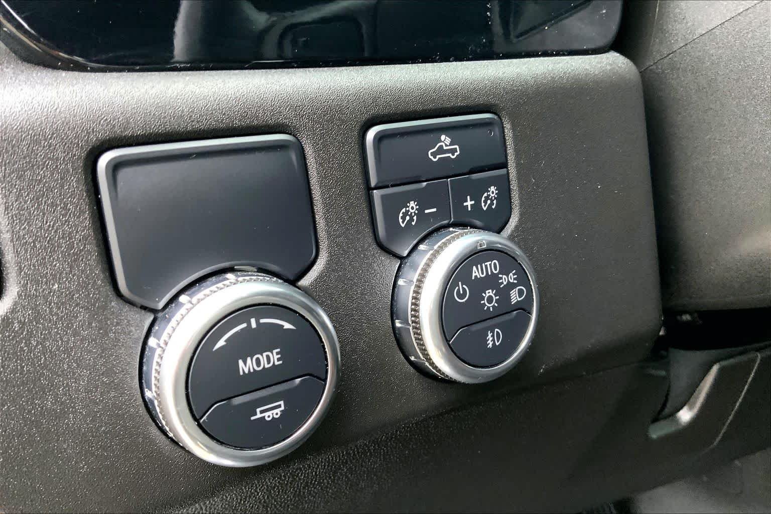 Certified Used 2024 Summit White GMC Elevation image 35