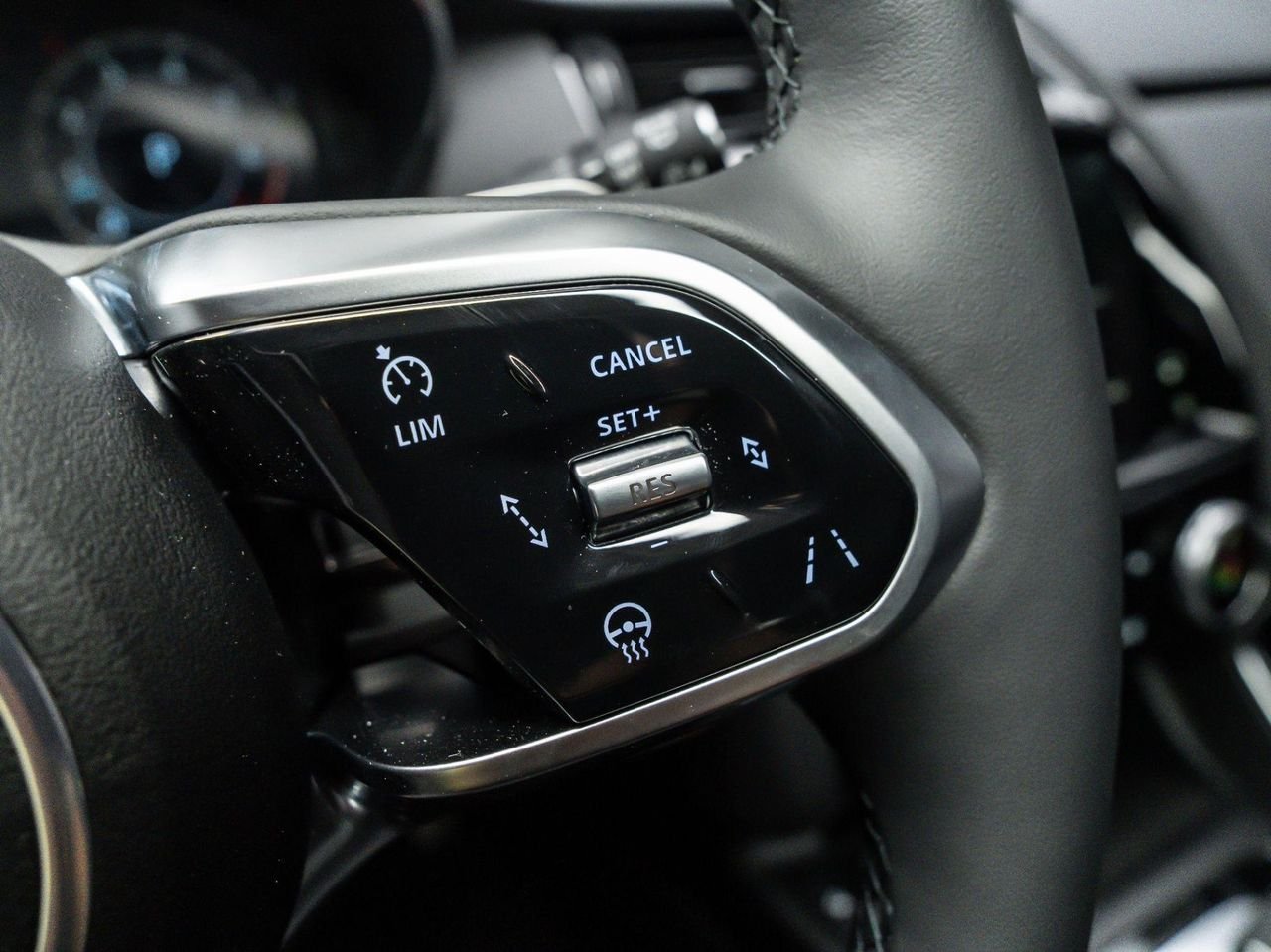 2024 Jaguar E-Pace R-DYNAMIC SE - Photo 22