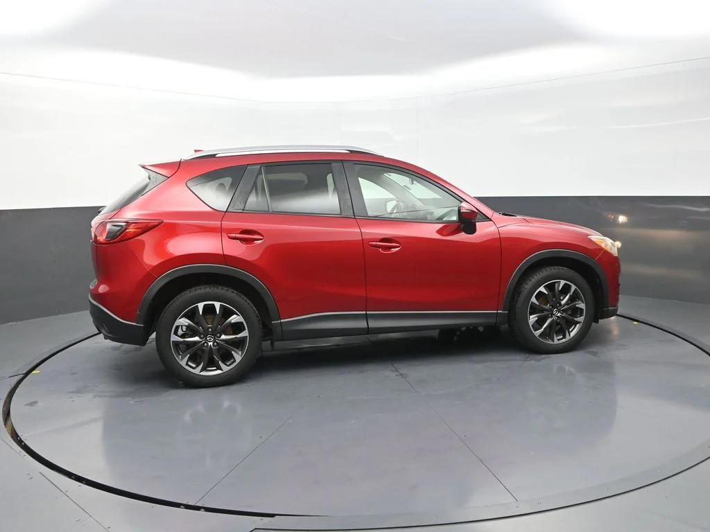 Used 2016 Red Mazda Grand Touring image 12