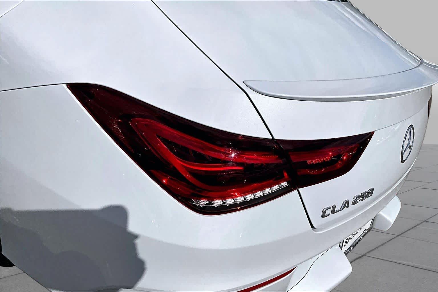Used 2022 Digital White Metallic Mercedes-Benz CLA 250 image 25