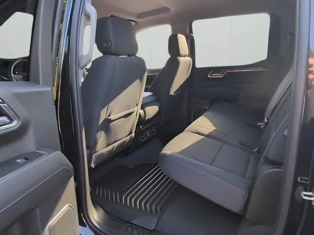 Used 2022 Black Chevrolet LT image 32