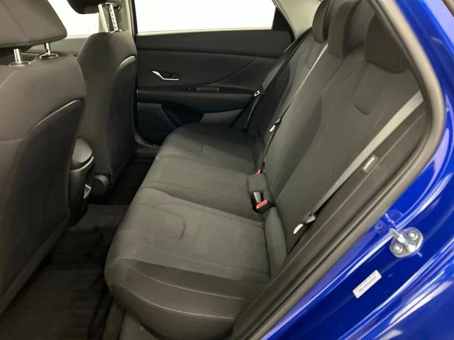 Used 2025 Blue Hyundai SE image 17