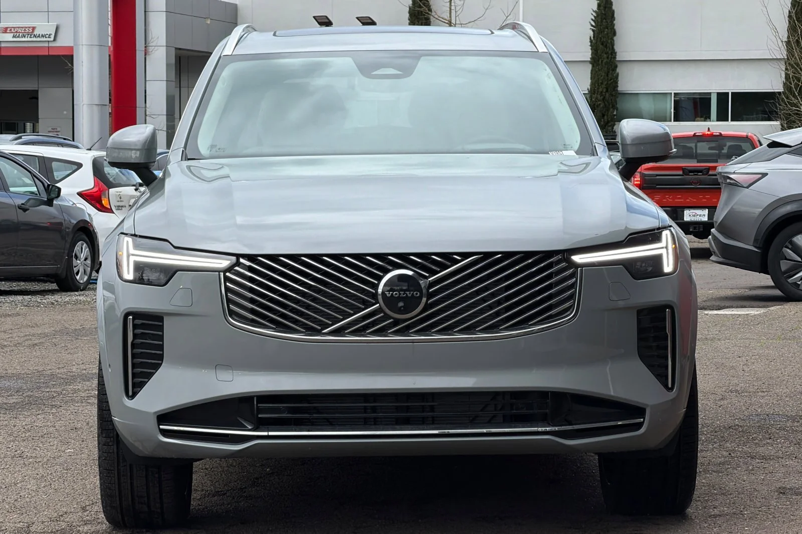 New 2026 VAPOUR GRAY Volvo Ultra image 6