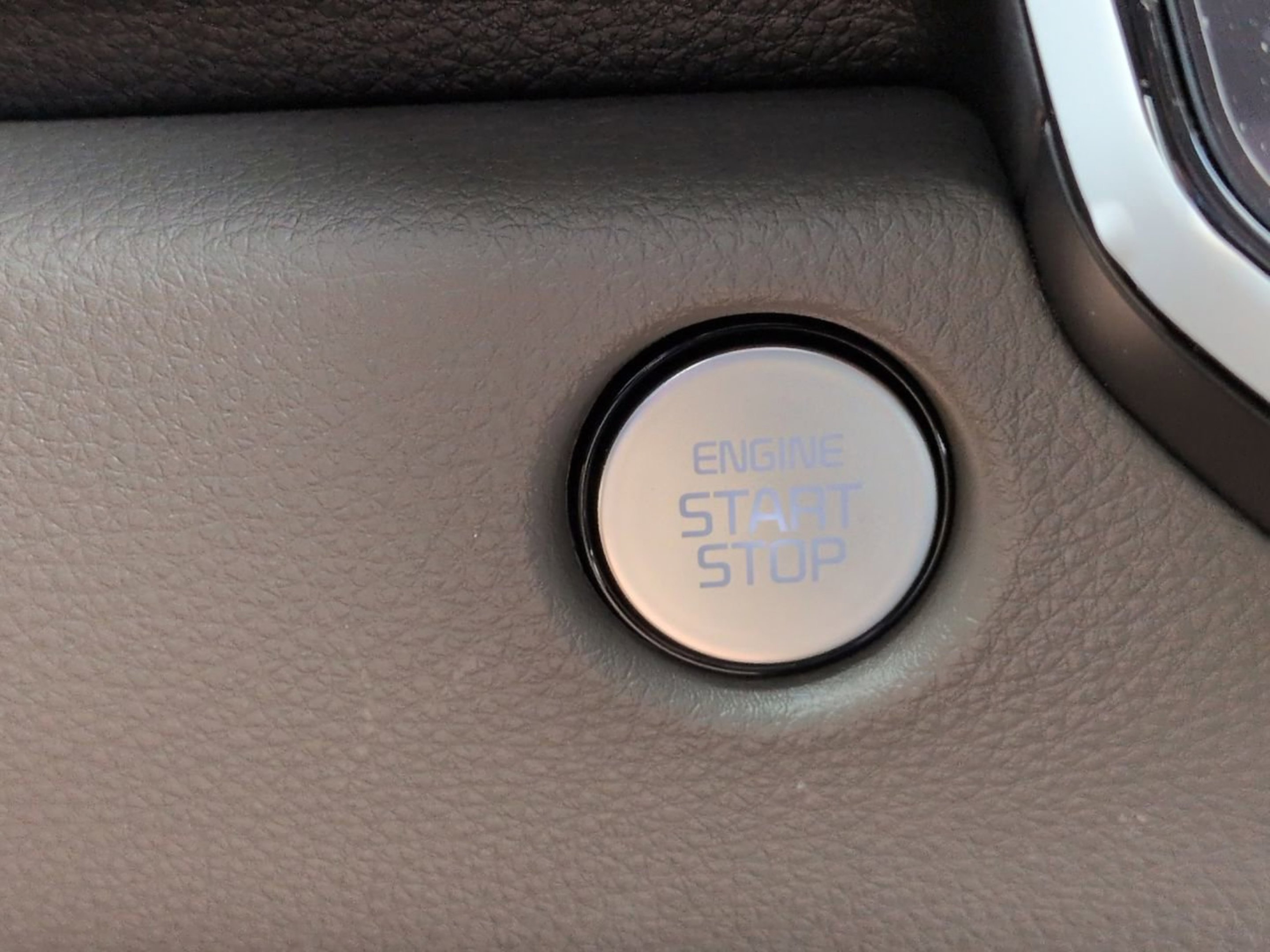 New 2026 Deep Chroma Blue Kia EX image 31