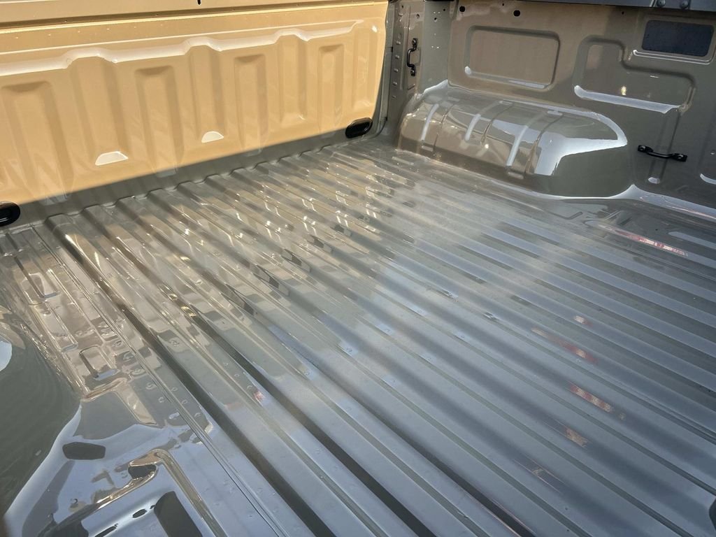New 2026 Marsh Gray Ford XLT image 11
