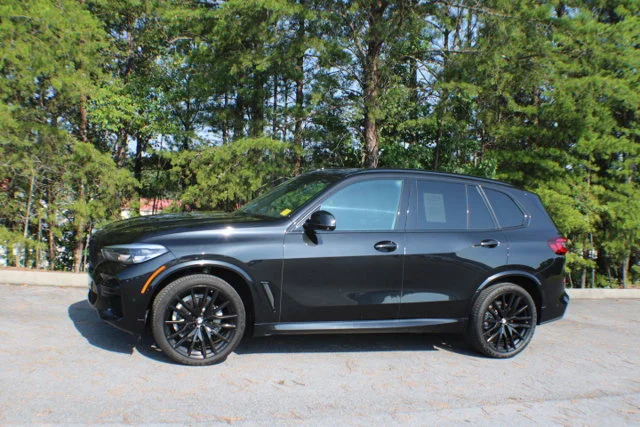 Used 2023 Black Sapphire Metallic BMW xDrive40i image 4